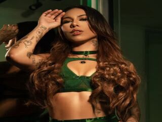 cam slut LilyHarpers