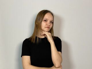 free adultcam LinetteAlkins