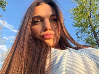 free webcam chatroom LisabethBerczel