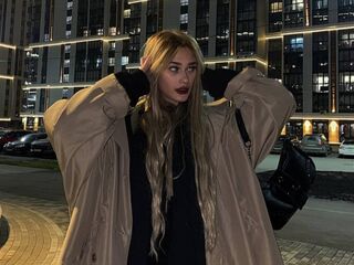 camwhore masturbating LizaKitchin