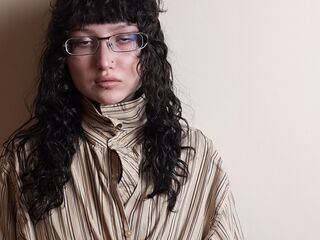 girl chat LonnieMackaman