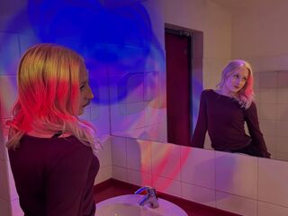 camgirl live sex LucilleWiste