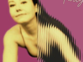 camslut fingering shaved pussy LucyLevatto