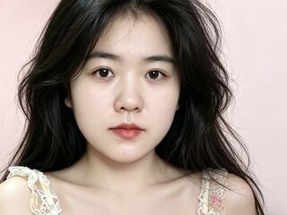 girl topless LucyYu
