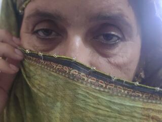 hot girl cam picture MahiKimi