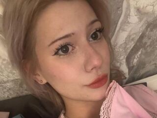 cam girl playing with vibrator MeganLinney