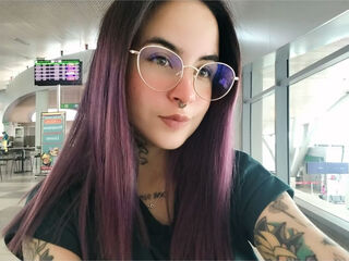 naughty camgirl masturbating MeganSmears