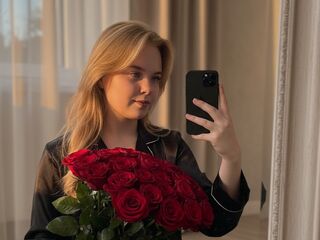 livesex camera MelissaMyla