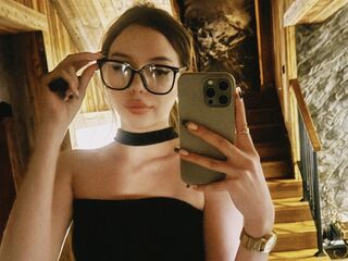 hot strip tease webcam MiaForester