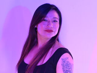 camwhore shaved pussy MiaMonse