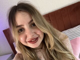 adult cam chat room MilaLa