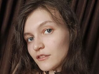 cam girl chat room MillieStrife