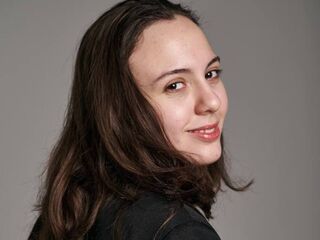 hot cam girl fingering pussy MonaStout