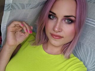 naked girl with webcam masturbating with vibrator NadiaAlcinoe