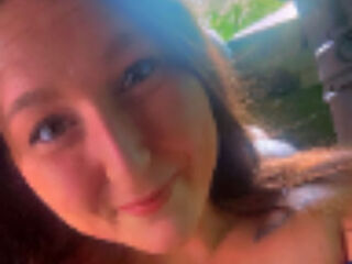 cam girl masturbating with vibrator NicoleR