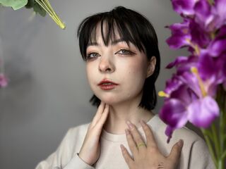 shower webcam NoellaBeaumont