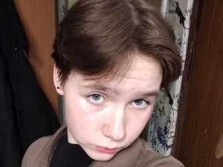 girl fingering shaved pussy NoellaKagle