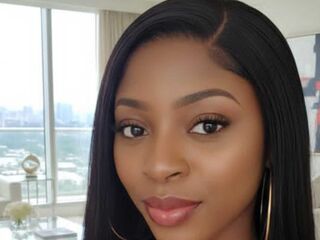 girl showing pussy RajiBrown