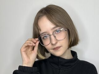 extreme cam ReginiaHolbein
