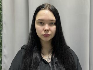 naughty cam girl masturbating RosaMartines