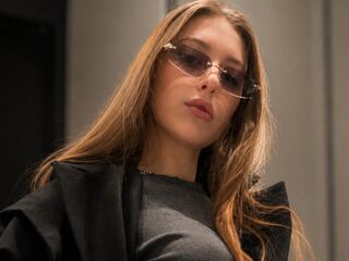 hot cam girl masturbating with sextoy RosamondLaich