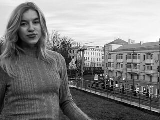 hot cam girl spreading pussy SallyRodwell