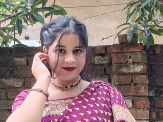 adult webcam chatroom SaraAlisk