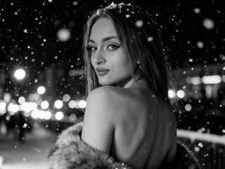 fingering camgirl SashaHardys