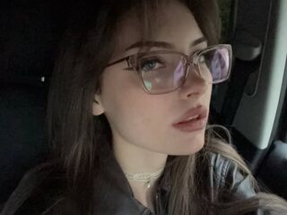 hot strip tease webcam SisMiora