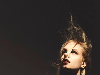 camgirl live sex SofiFerran