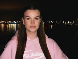 beautiful webcam girl StaceyRouthier