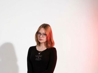 cam show SuzanGoldstein