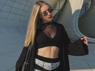 girl porn cam SuzieGlimp