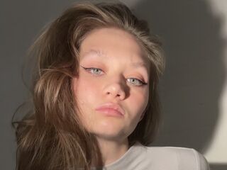 beautiful girlcam TawanaHyers