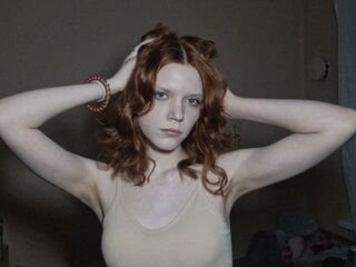 camslut topless TheoLeis