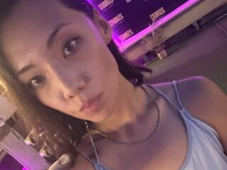 naked camgirl masturbating with dildo TiffanyBoster