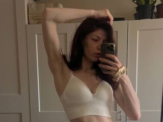 camgirl shaving pussy VeronicaRobinson